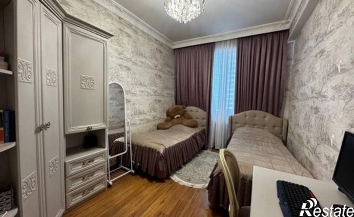 3-комн квартира ул 345 Дагестанской Стрелковой Дивизии, 13д,  д. 13д