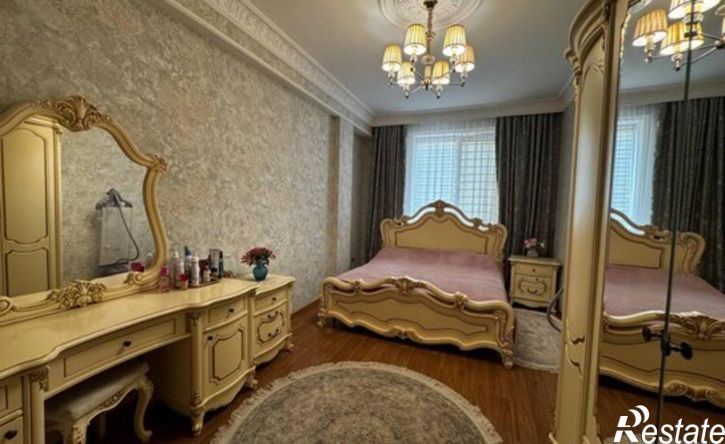 3-комн квартира ул 345 Дагестанской Стрелковой Дивизии, 13д,  д. 13д