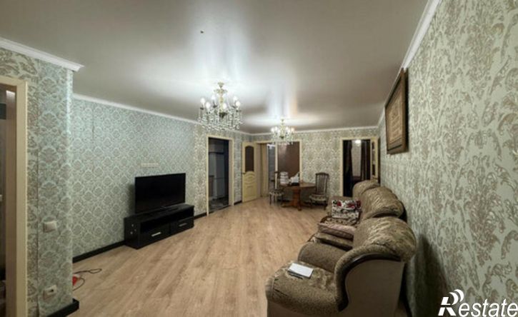 3-комн квартира улица Гагарина, 33,  д. 33