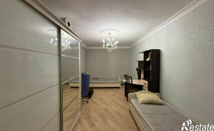 3-комн квартира улица Гагарина, 33,  д. 33