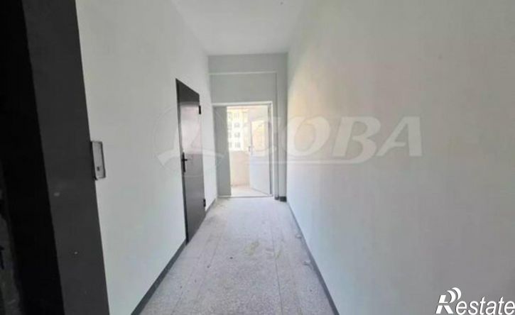 3-комн квартира улица Гейдара Алиева, 15В,  д. 15В