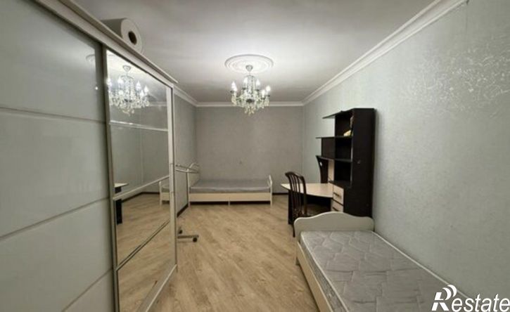 3-комн квартира улица Гагарина, 33,  д. 33