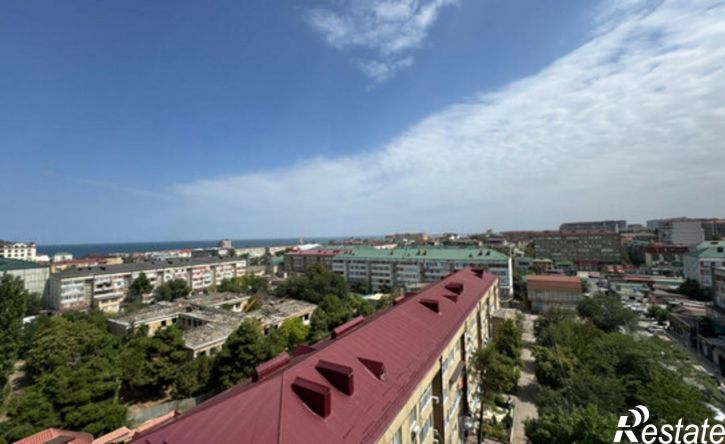 3-комн квартира пр-кт Агасиева, 18М,  д. 18М
