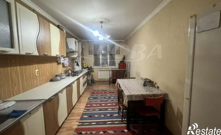 3-комн квартира ул Махачкалинская, 49,  д. 49