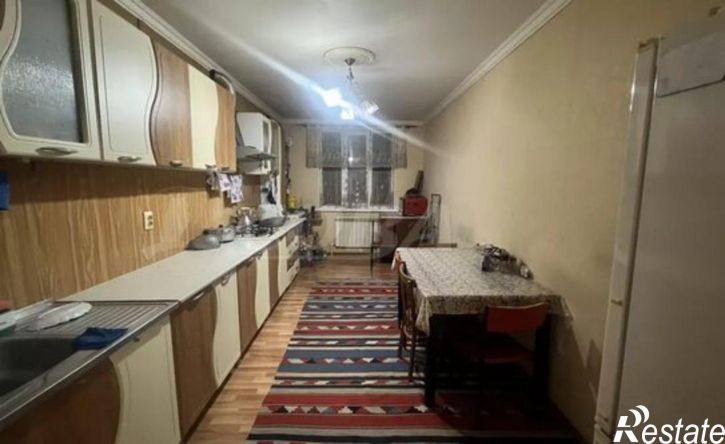 3-комн квартира ул Махачкалинская, 49,  д. 49