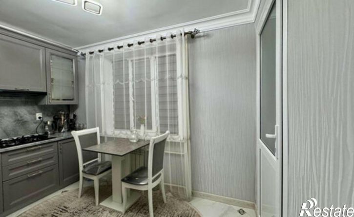 2-комн квартира ул 345 Дагестанской Стрелковой Дивизии, 15,  д. 15