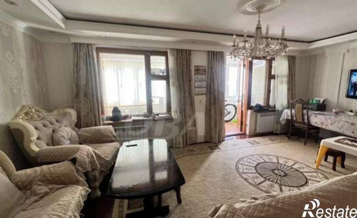 4-комн квартира улица Расулбекова, 8Б,  д. 8Б