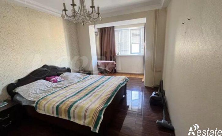 4-комн квартира улица Расулбекова, 8Б,  д. 8Б