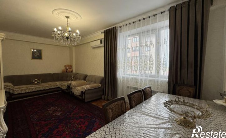 3-комн квартира улица Сальмана, 100,  д. 100