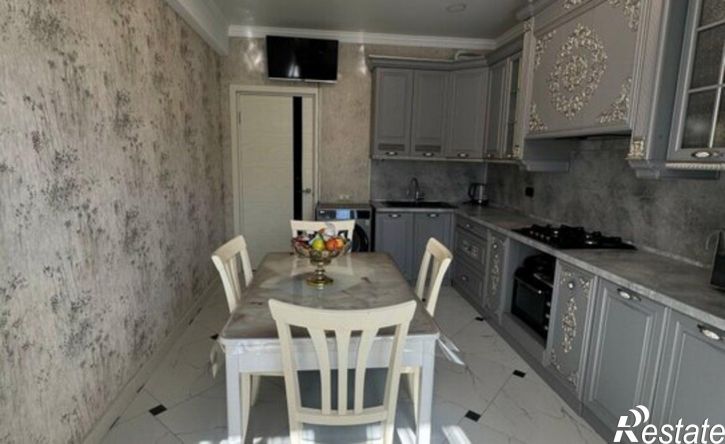 2-комн квартира улица Сальмана, 102,  д. 102