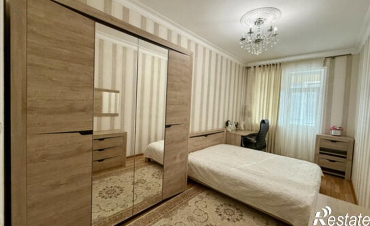 2-комн квартира улица Сурмача, 1,  д. 1