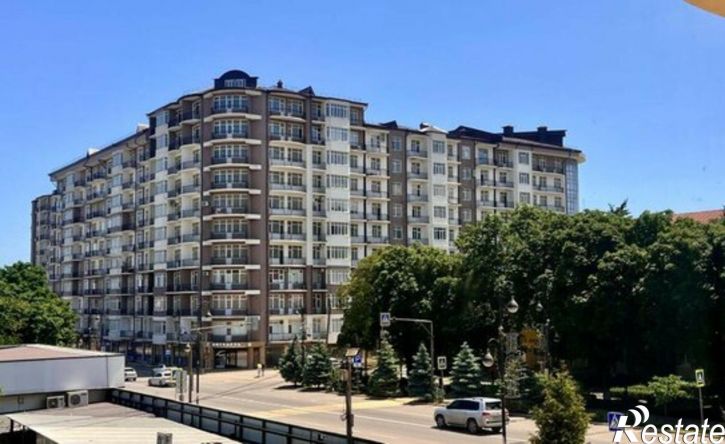 4-комн квартира улица Гейдара Алиева, 13Б,  д. 13Б
