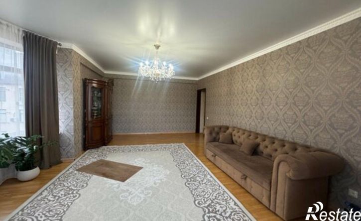 2-комн квартира пр-д 3-ий Сальмана, 20,  д. 20