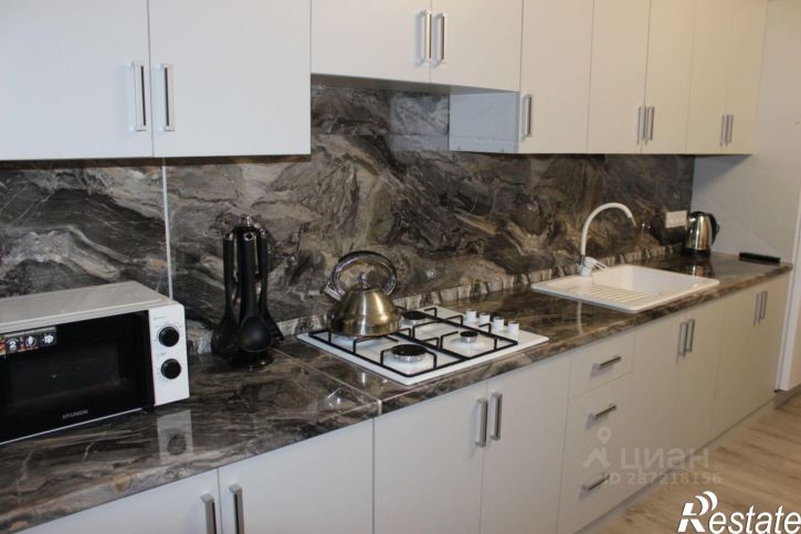 2-комн квартира ул Гейдара Алиева, 13Б/1,  д. 13Б/1