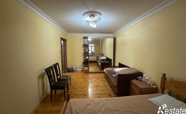 2-комн квартира улица Гагарина, 33,  д. 33