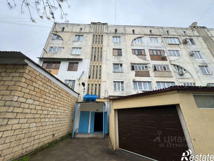 4-комн квартира улица Хизроева, 9,  д. 9