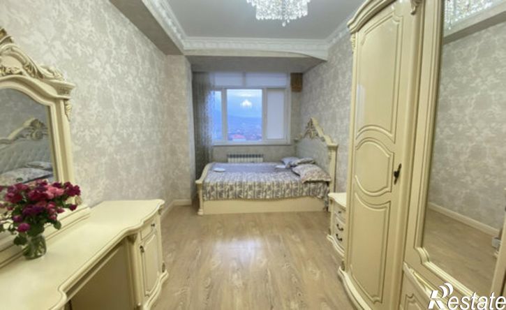 2-комн квартира улица Хандадаша Тагиева, 35Е,  д. 35Е