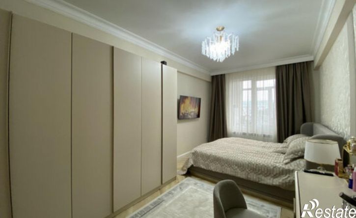 3-комн квартира проспект Агасиева, 18Ж,  д. 18Ж