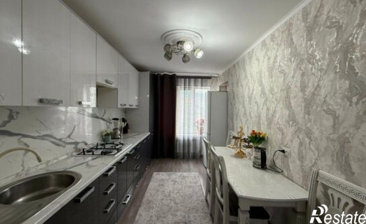 4-комн квартира улица Оскара, 20Г,  д. 20Г