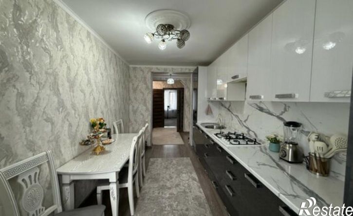 4-комн квартира улица Оскара, 20Г,  д. 20Г