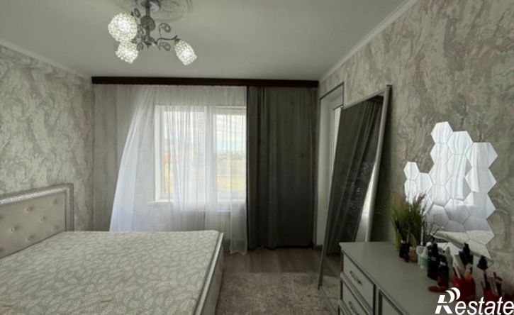 4-комн квартира улица Оскара, 20Г,  д. 20Г