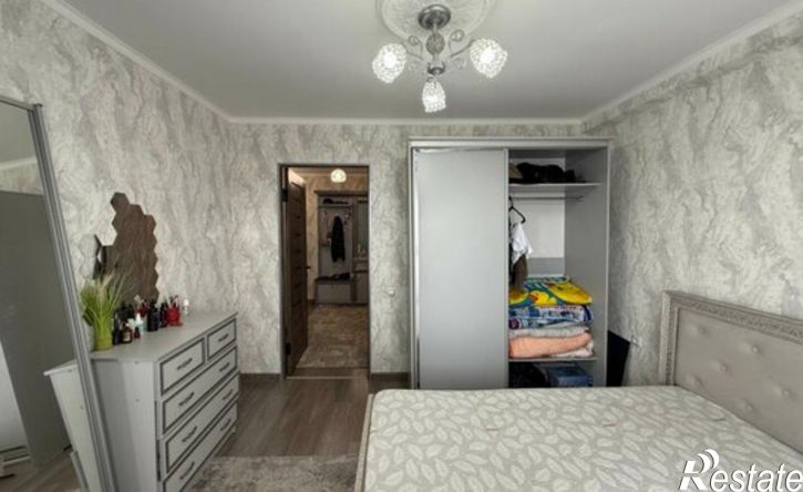 4-комн квартира улица Оскара, 20Г,  д. 20Г