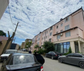 2-комн, 43кв м, этаж 2/4 улица Гейдара Алиева, 13Б