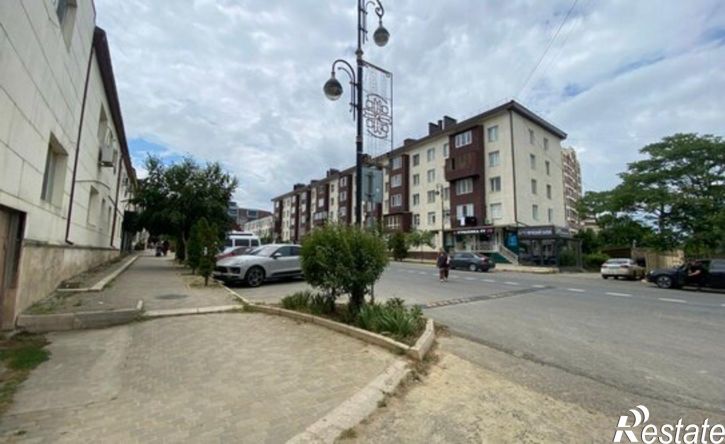 2-комн квартира улица Гейдара Алиева, 13Б,  д. 13Б