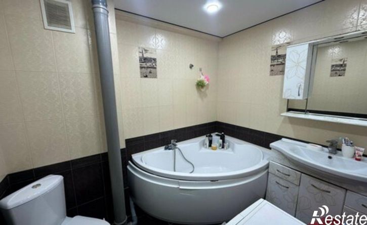 4-комн квартира ул Расулбекова, 14а,  д. 14а