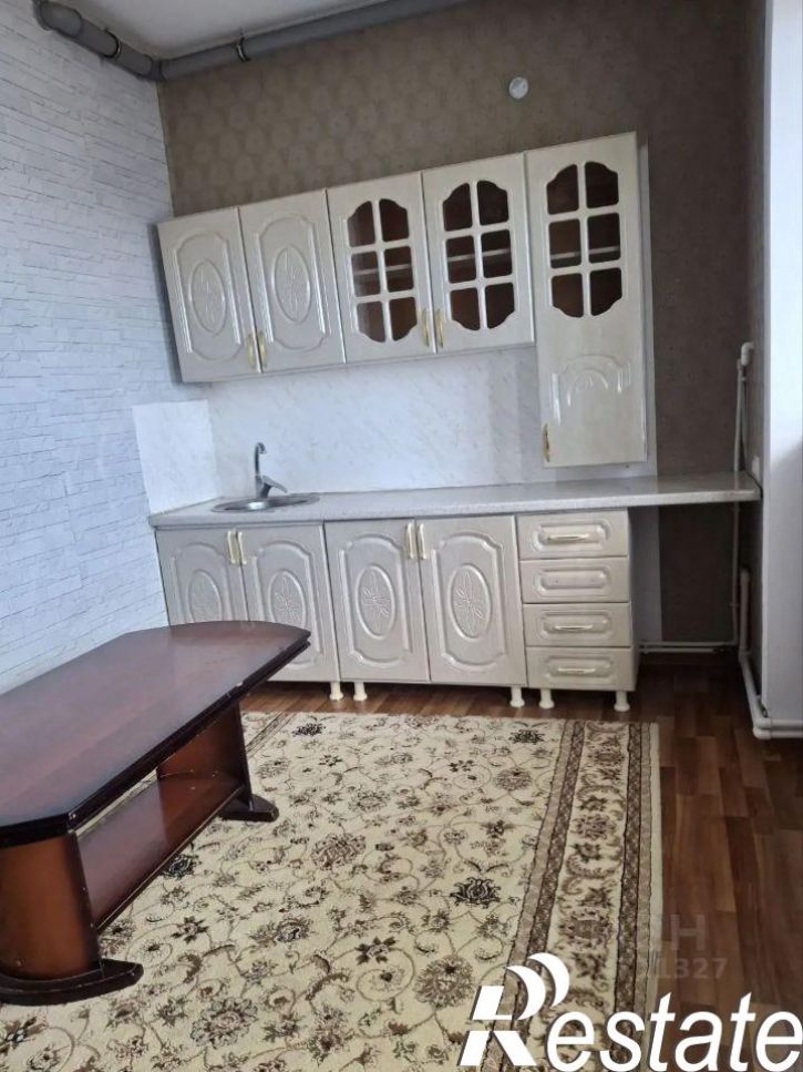 3-комн квартира Весенняя улица, 1,  д. 1