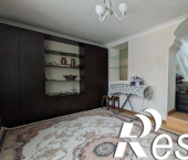 3-комн, 80кв м, этаж 1/3 улица Генриха Гасанова, 3