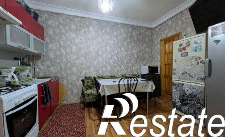 3-комн квартира улица Н.Эмиргамзаева, 35,  д. 35