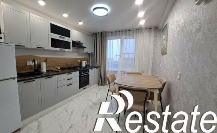 2-комн квартира улица Расулбекова, 8Б,  д. 8Б
