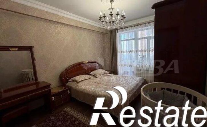 3-комн квартира улица Сальмана, 65Б,  д. 65Б