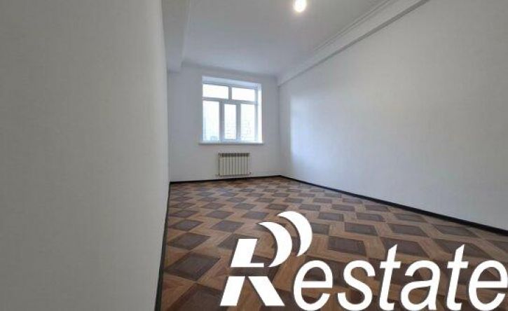 3-комн квартира улица Сальмана, 83А,  д. 83А