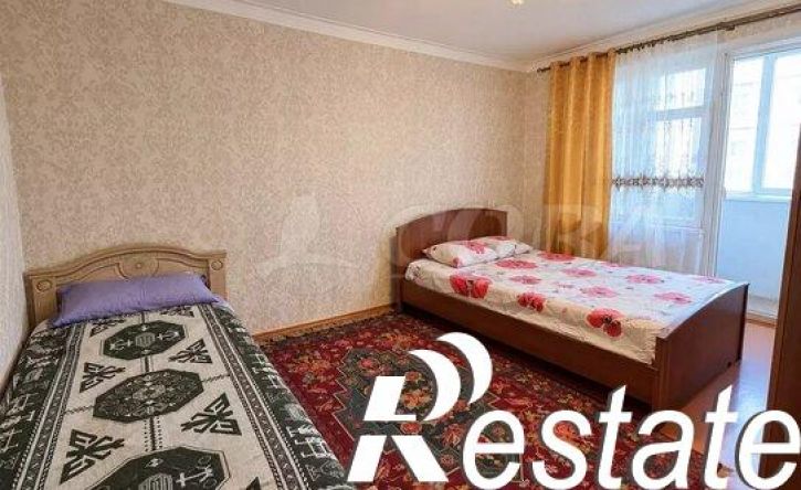 4-комн квартира проспект Агасиева, 10А,  д. 10А