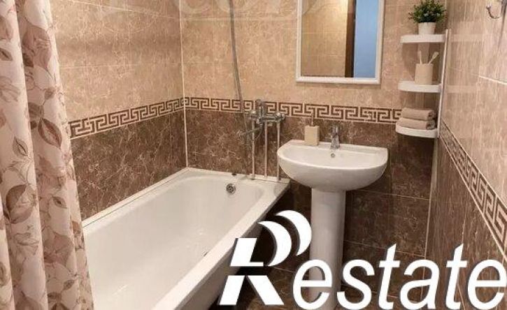 4-комн квартира проспект Агасиева, 10А,  д. 10А