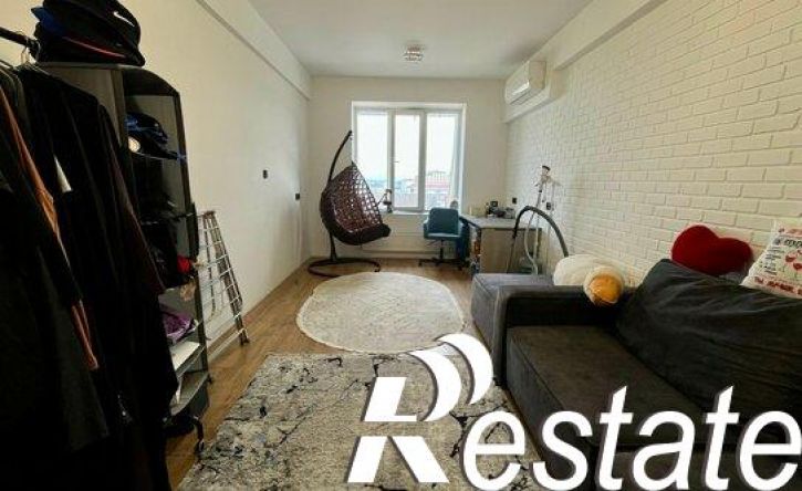 2-комн квартира улица Сальмана, 50Е,  д. 50Е
