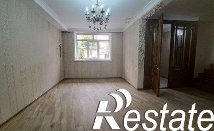 3-комн квартира проспект Агасиева, 10,  д. 10