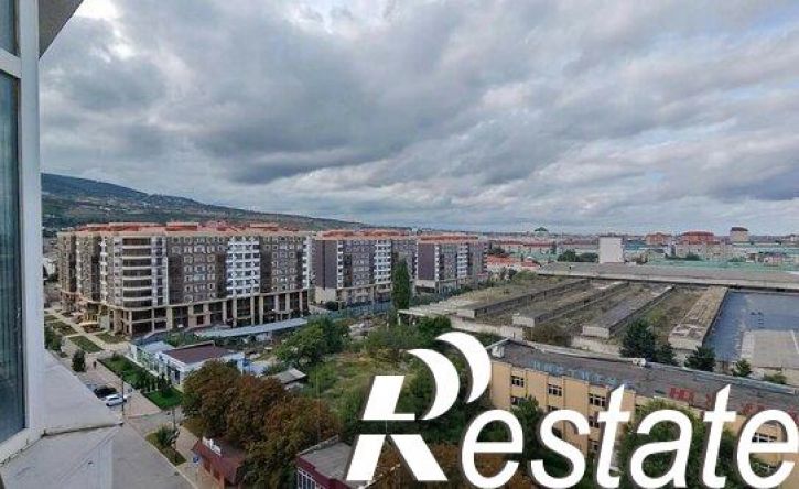 2-комн квартира улица Гейдара Алиева, 15В,  д. 15В