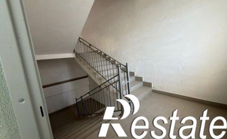 3-комн квартира улица Сальмана, 102,  д. 102
