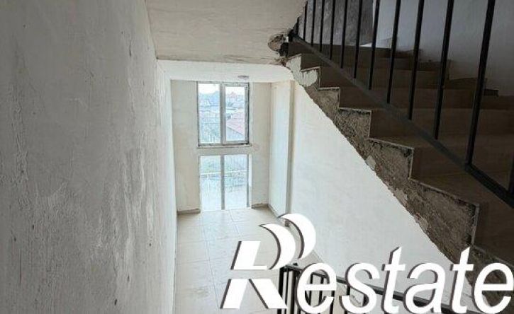 2-комн квартира Сиреневая улица, 33,  д. 33
