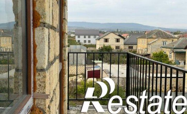 2-комн квартира Сиреневая улица, 33,  д. 33