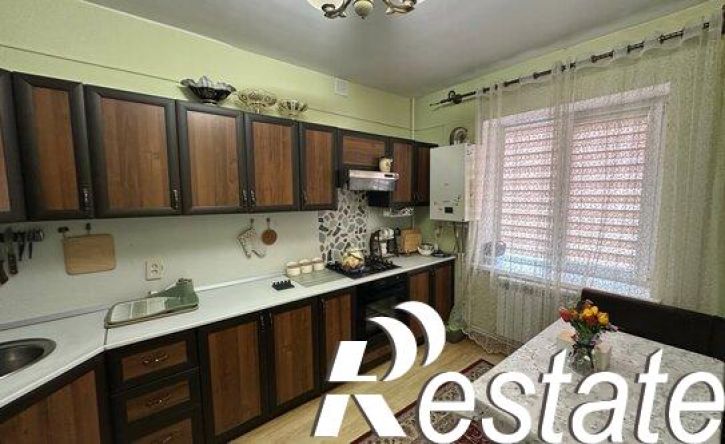 2-комн квартира улица Гагарина, 33,  д. 33