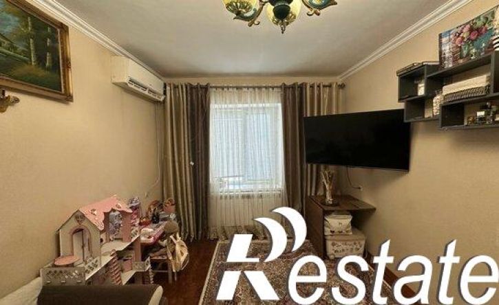 2-комн квартира улица Гагарина, 33,  д. 33