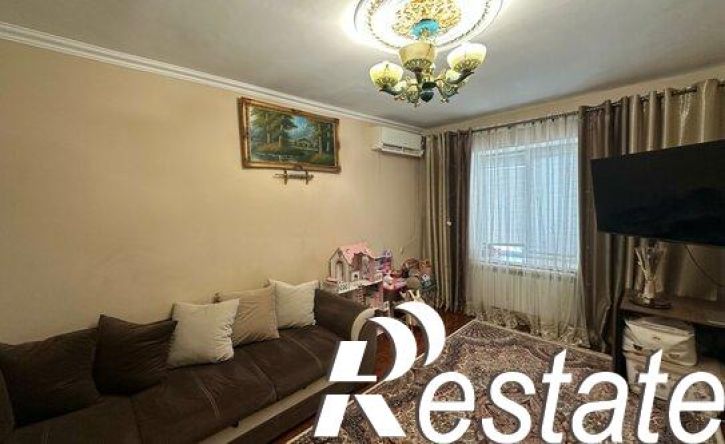 2-комн квартира улица Гагарина, 33,  д. 33