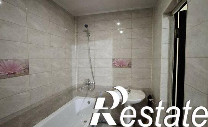 3-комн квартира улица Сальмана, 83А,  д. 83А