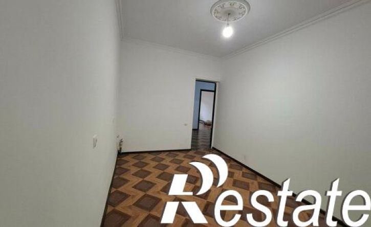 3-комн квартира улица Сальмана, 83А,  д. 83А